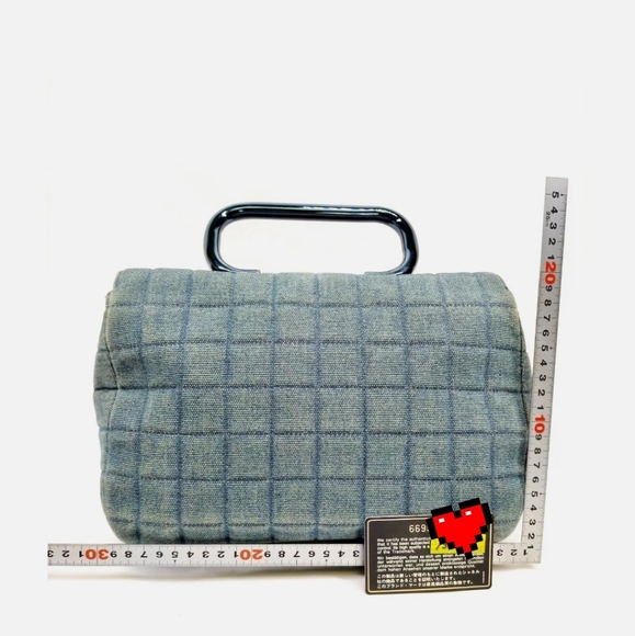 CHANEL Blue Denim Flap Handbag - Picture 9 of 10